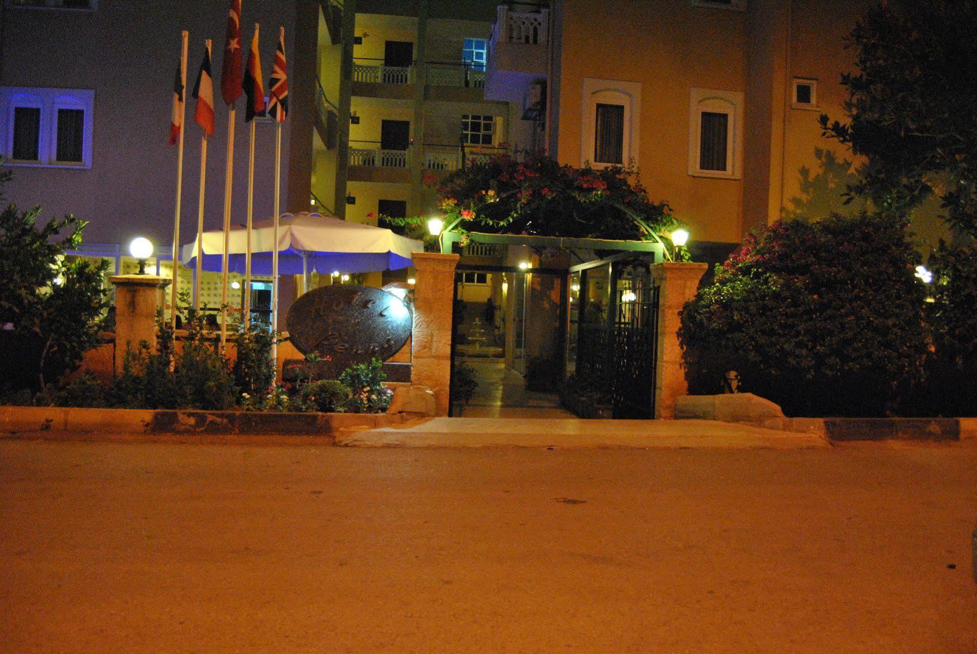 Benna Hotel Antalya Exteriör bild